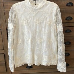Chico’s Cream Lace Blouse Size 0